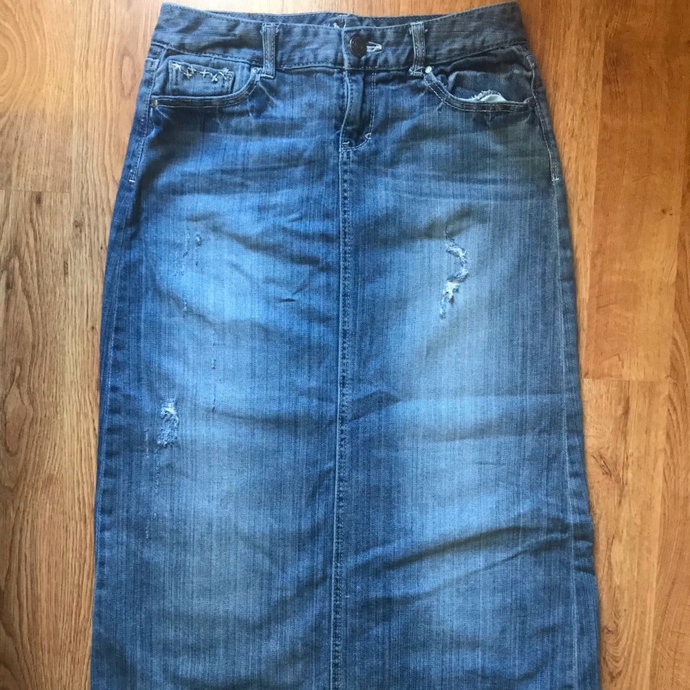 SOLD Maurices Denim Skirt size 5/6